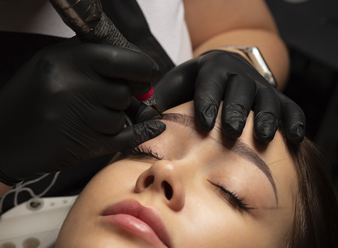 Micropigmentación estética: Reconstruyendo la Confianza💖🌟